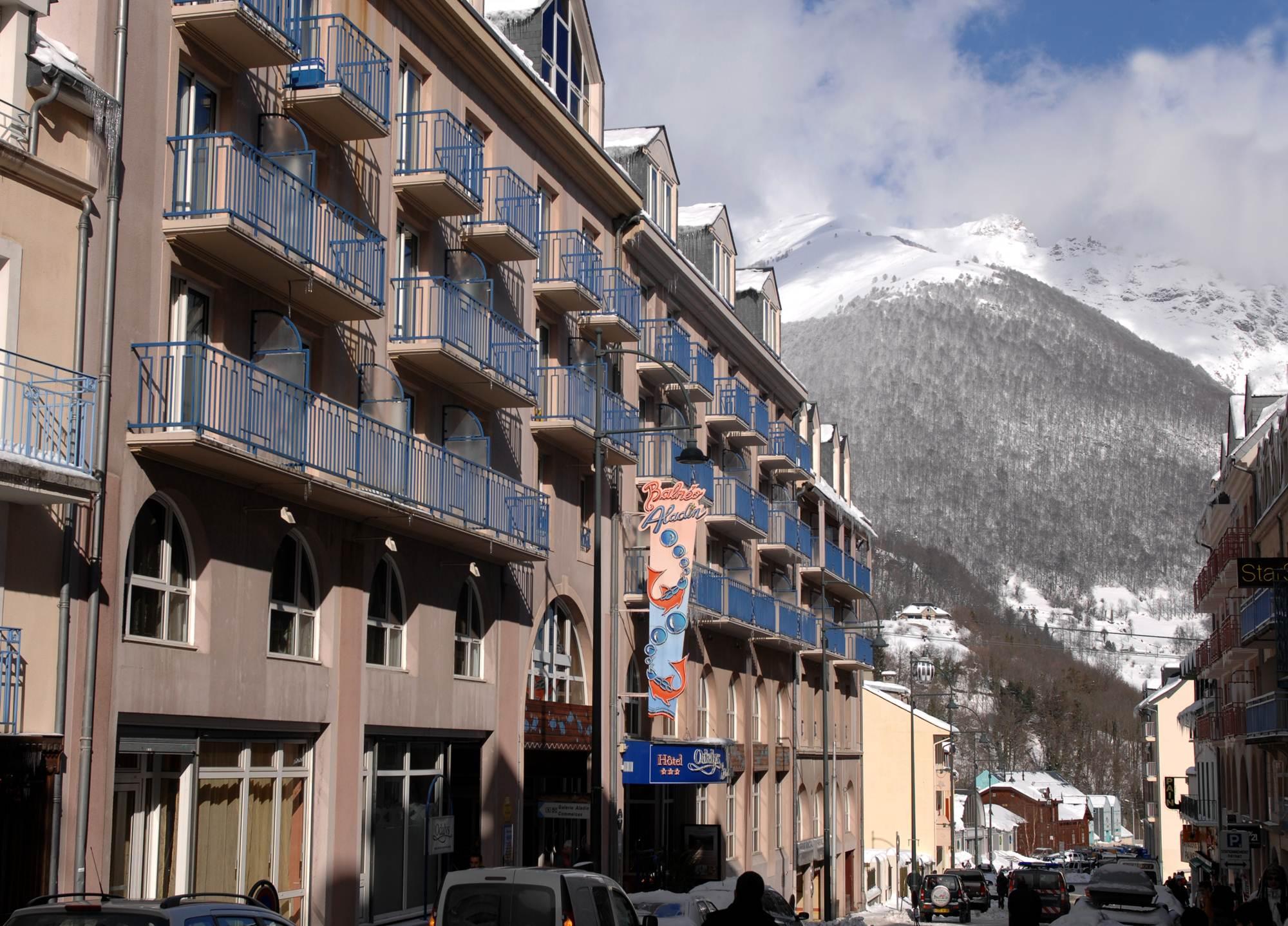 Garden & City Cauterets Balneo Aparthotel Exterior photo